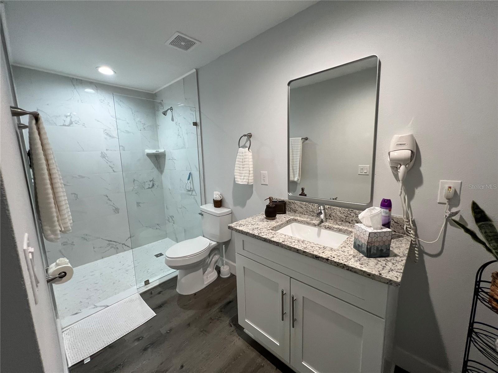 Image 45 of 47 For 9092 Agate Street