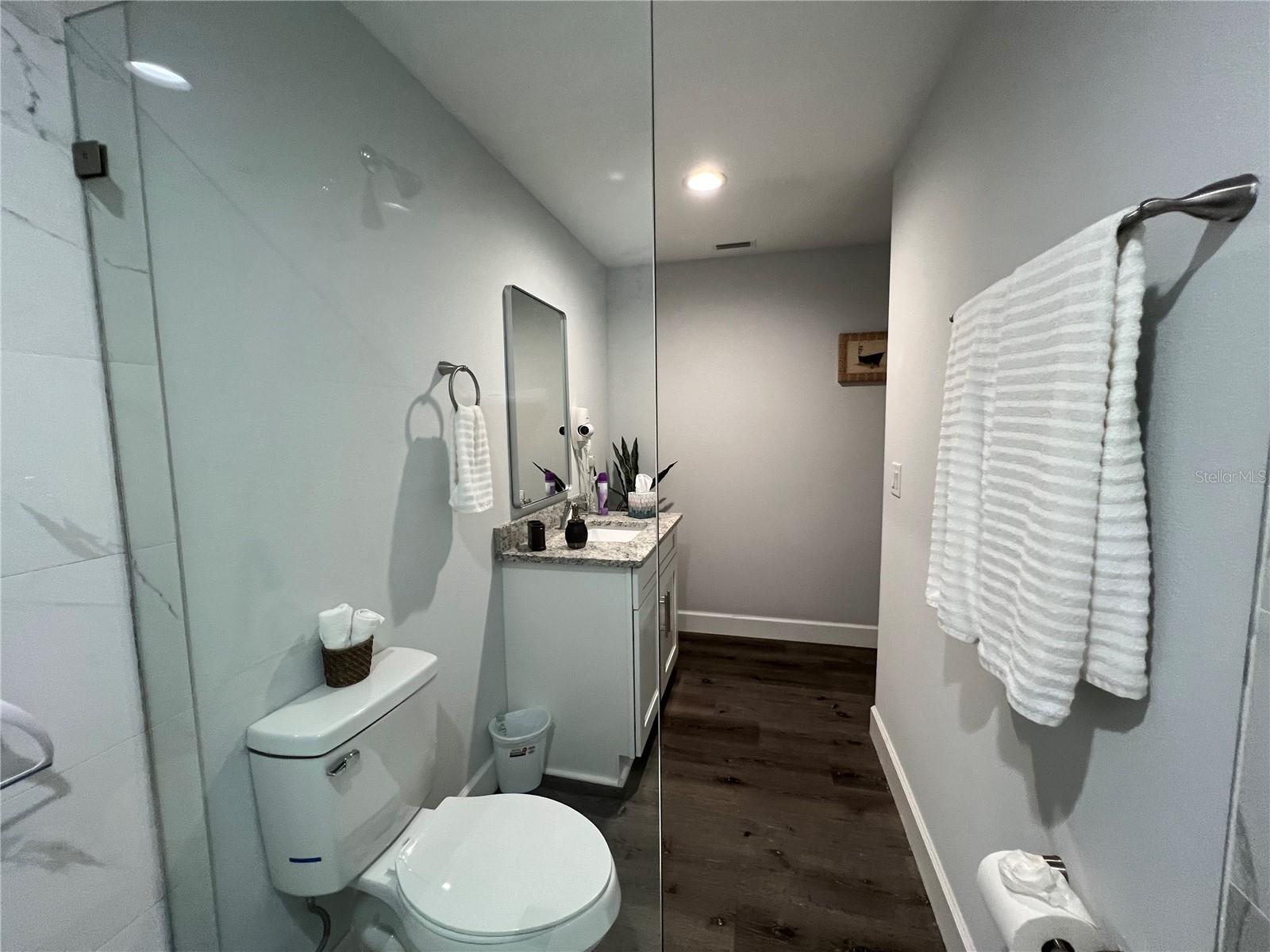 Image 47 of 47 For 9092 Agate Street