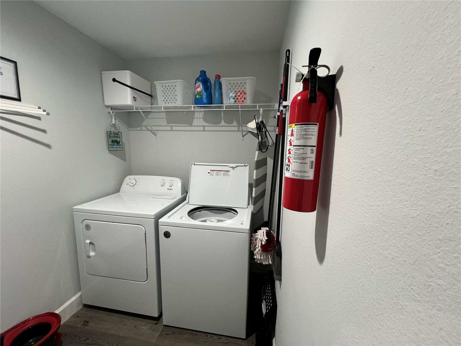 Image 6 of 47 For 9092 Agate Street