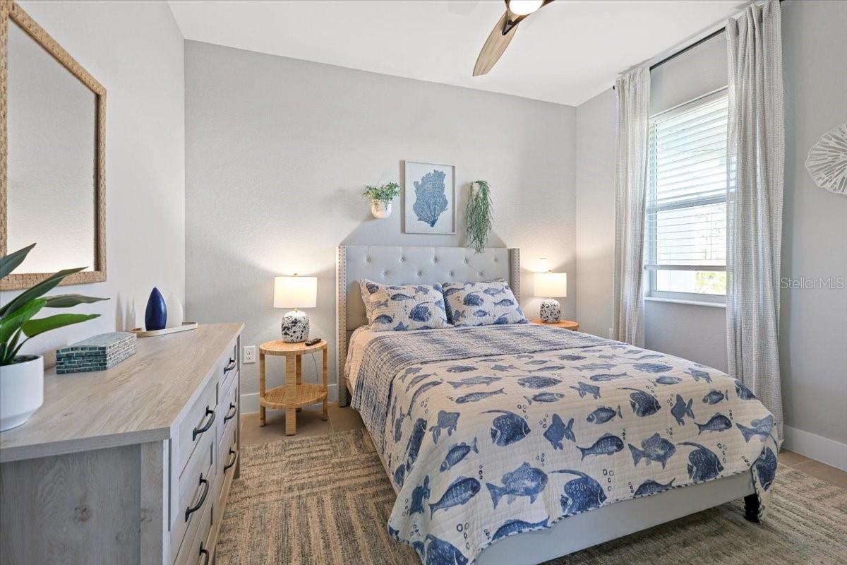 Image 27 of 52 For 5 Reef Court