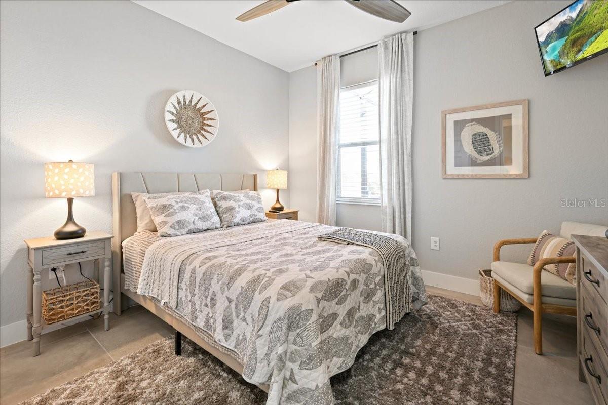 Image 31 of 52 For 5 Reef Court