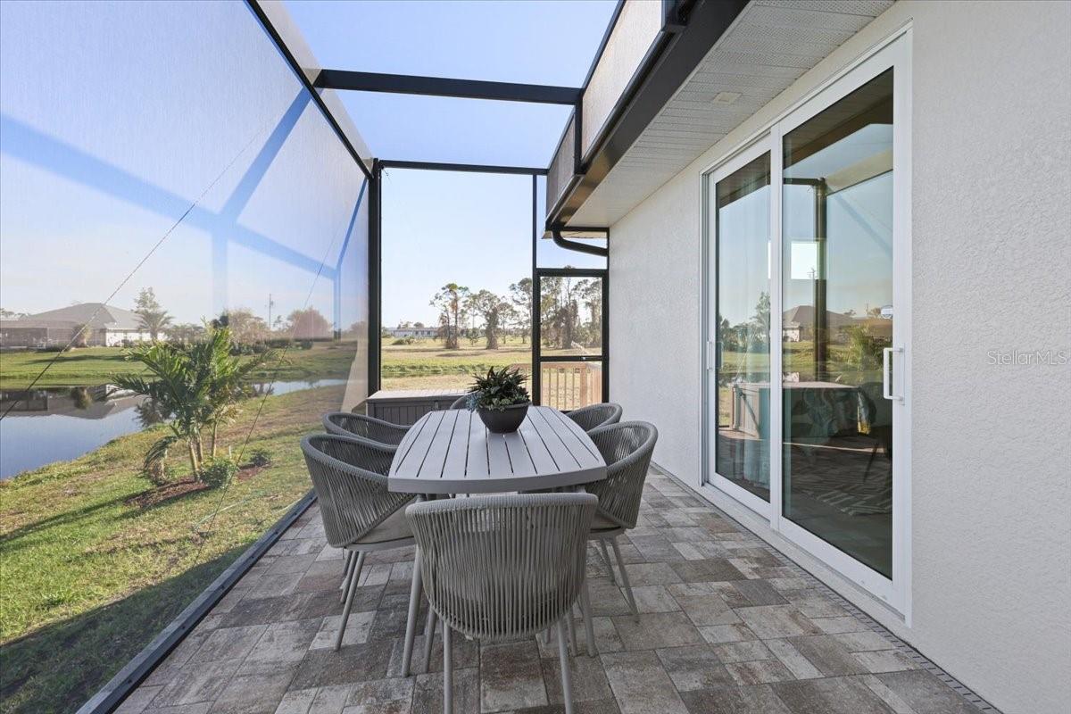 Image 36 of 52 For 5 Reef Court