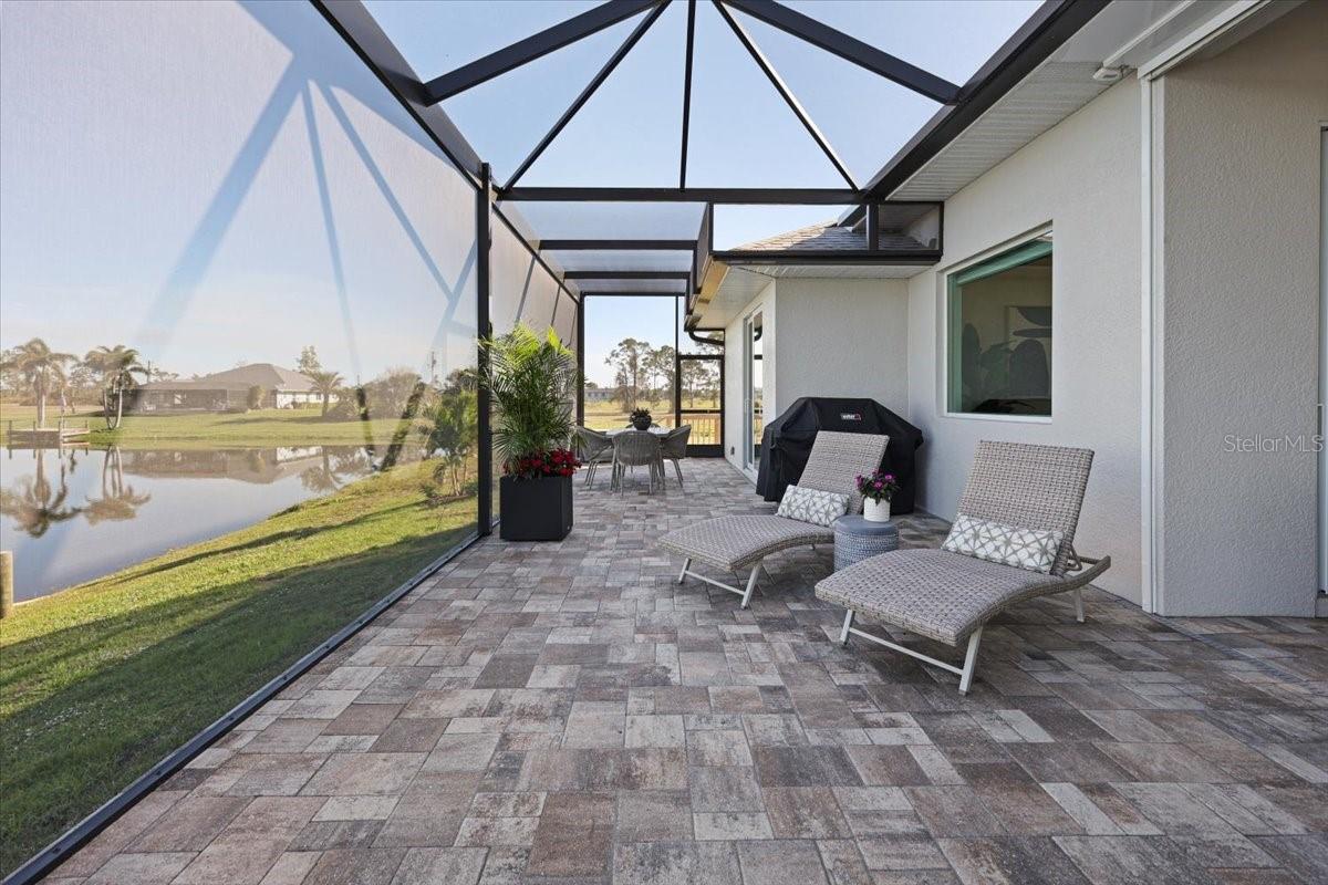 Image 37 of 52 For 5 Reef Court