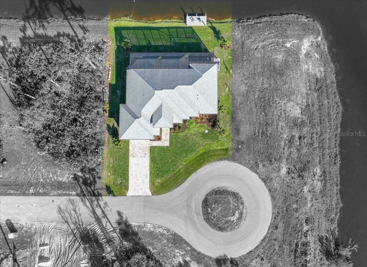 Image 50 of 52 For 5 Reef Court