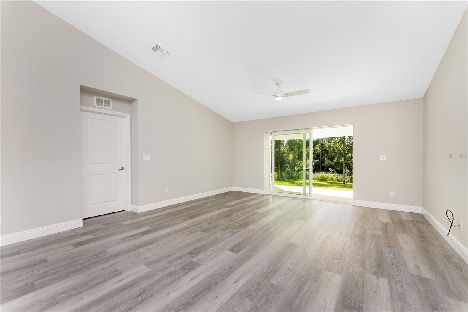 Image 15 of 71 For 6397 Filbert Street