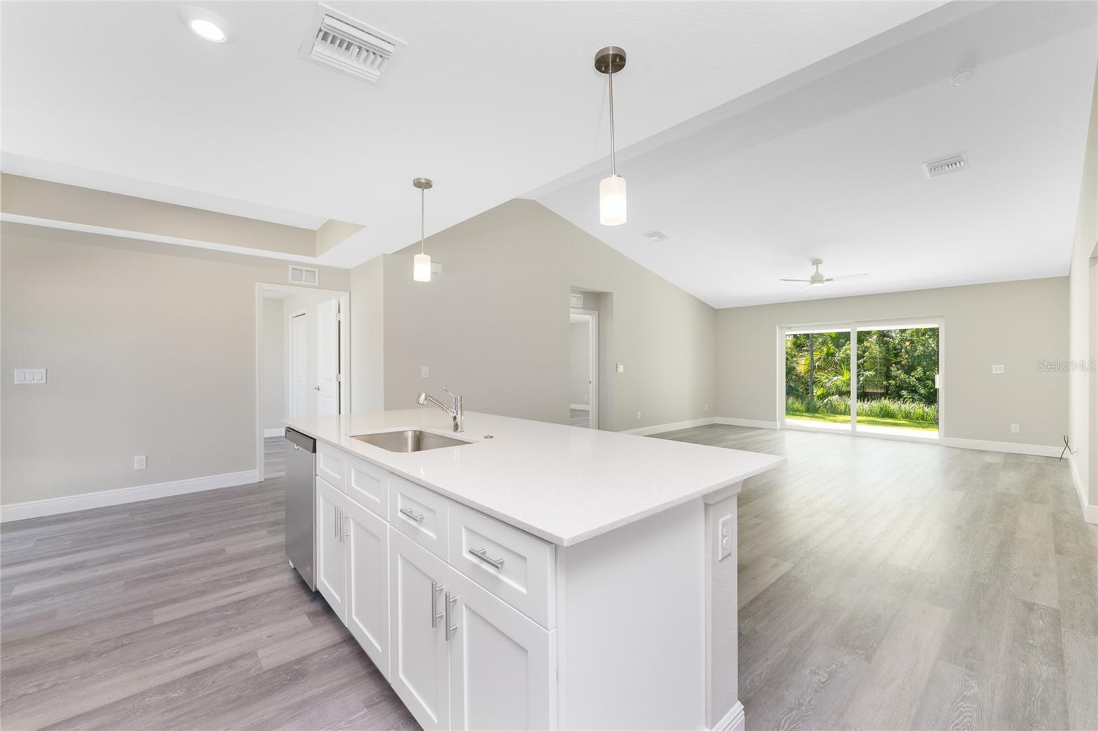 Image 9 of 71 For 6397 Filbert Street