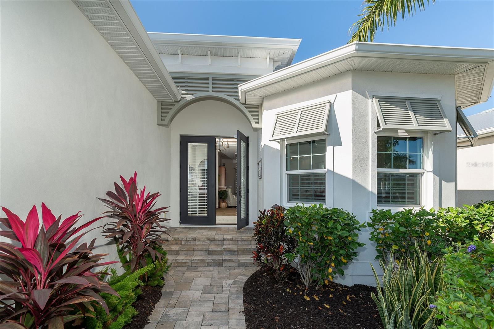 Image 4 of 51 For 10422 Coquina Ct