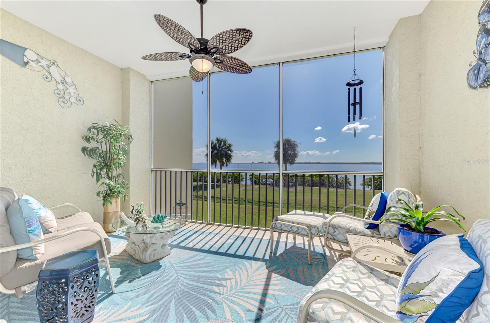 Image 15 of 55 For 4410 Warren Avenue 504