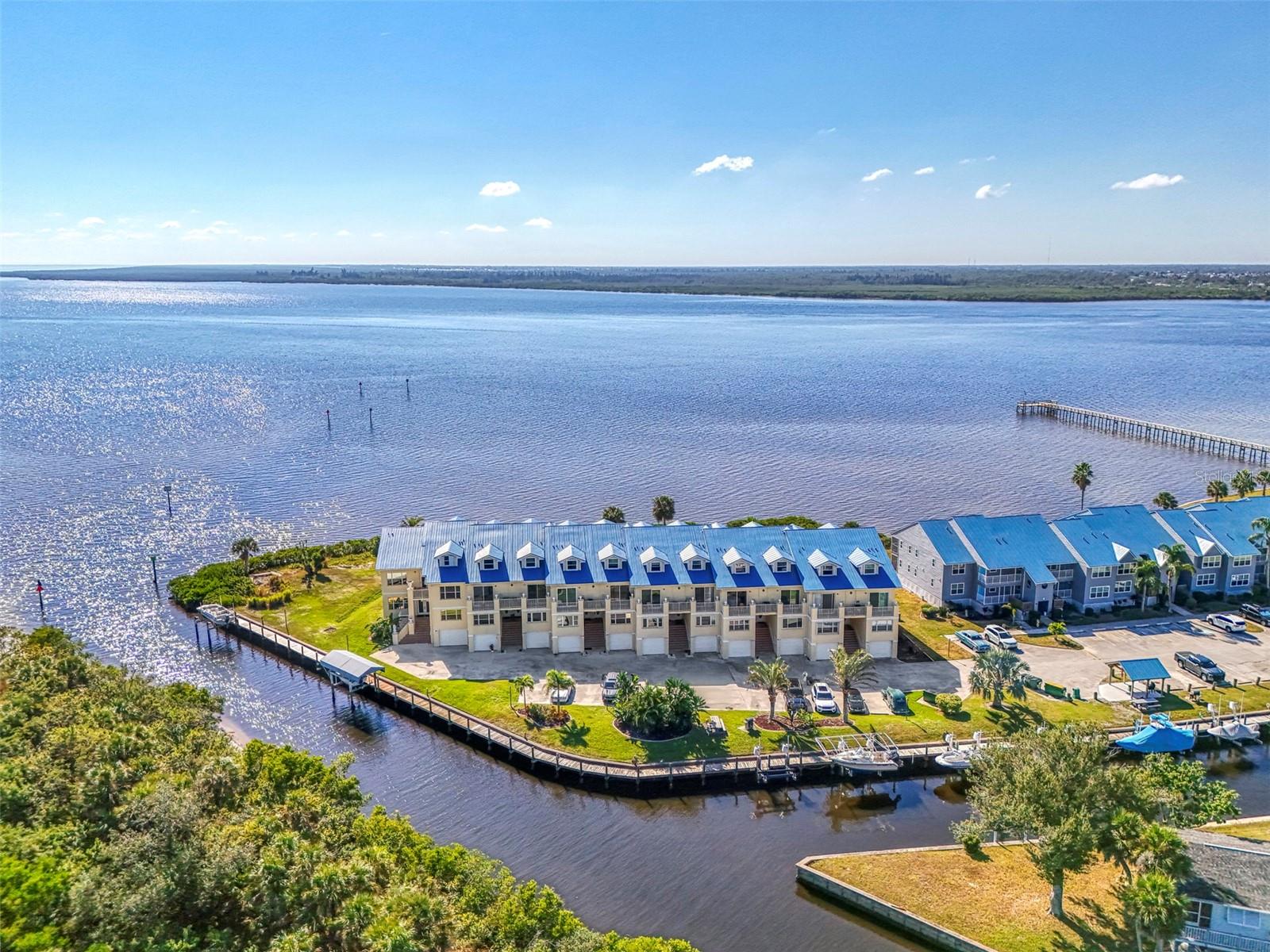 Image 48 of 55 For 4410 Warren Avenue 504