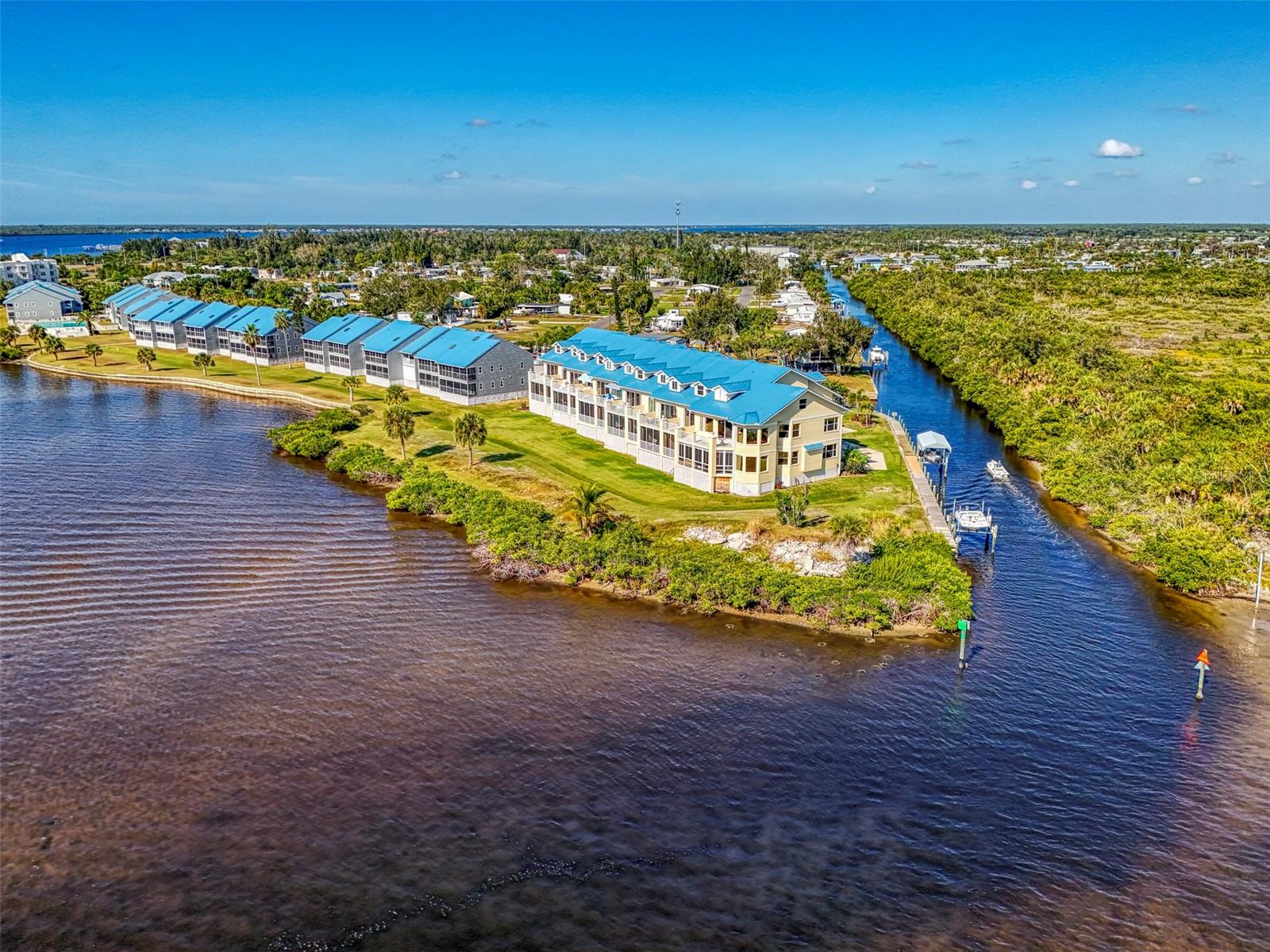 Image 50 of 55 For 4410 Warren Avenue 504