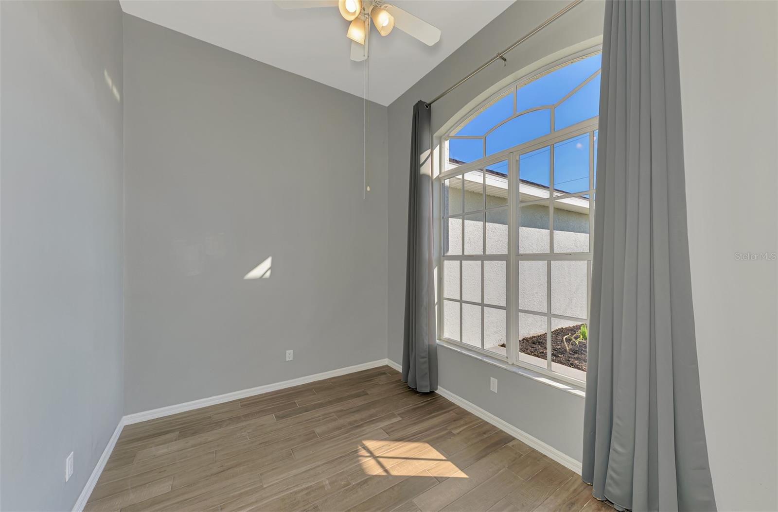 Image 23 of 49 For 9275 Waldrep Street