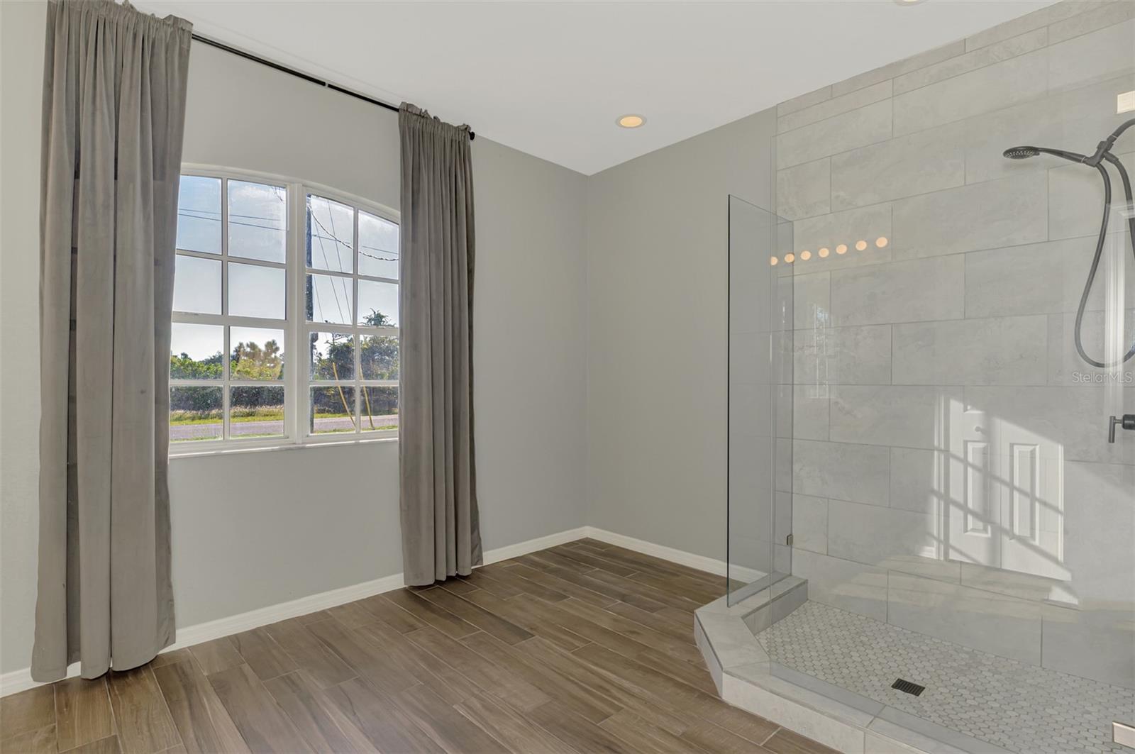 Image 28 of 49 For 9275 Waldrep Street