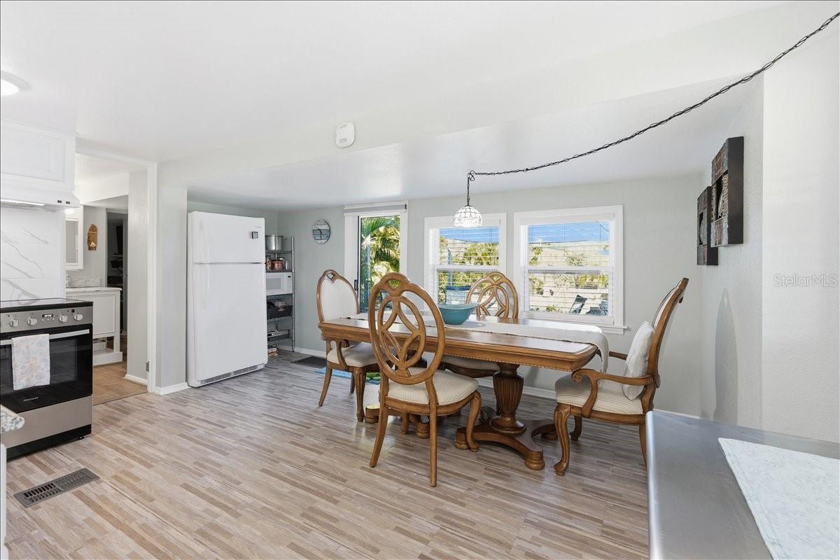 Image 10 of 46 For 1475 Flamingo Drive 346