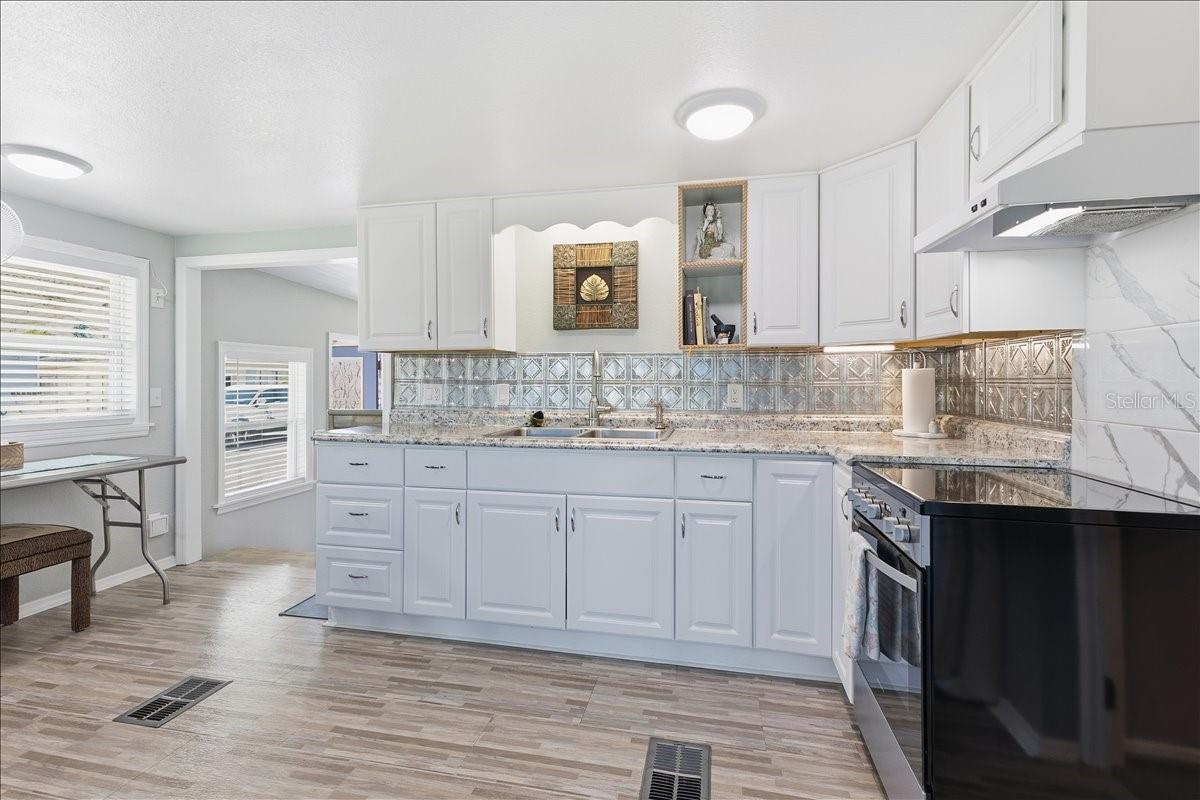 Image 15 of 46 For 1475 Flamingo Drive 346