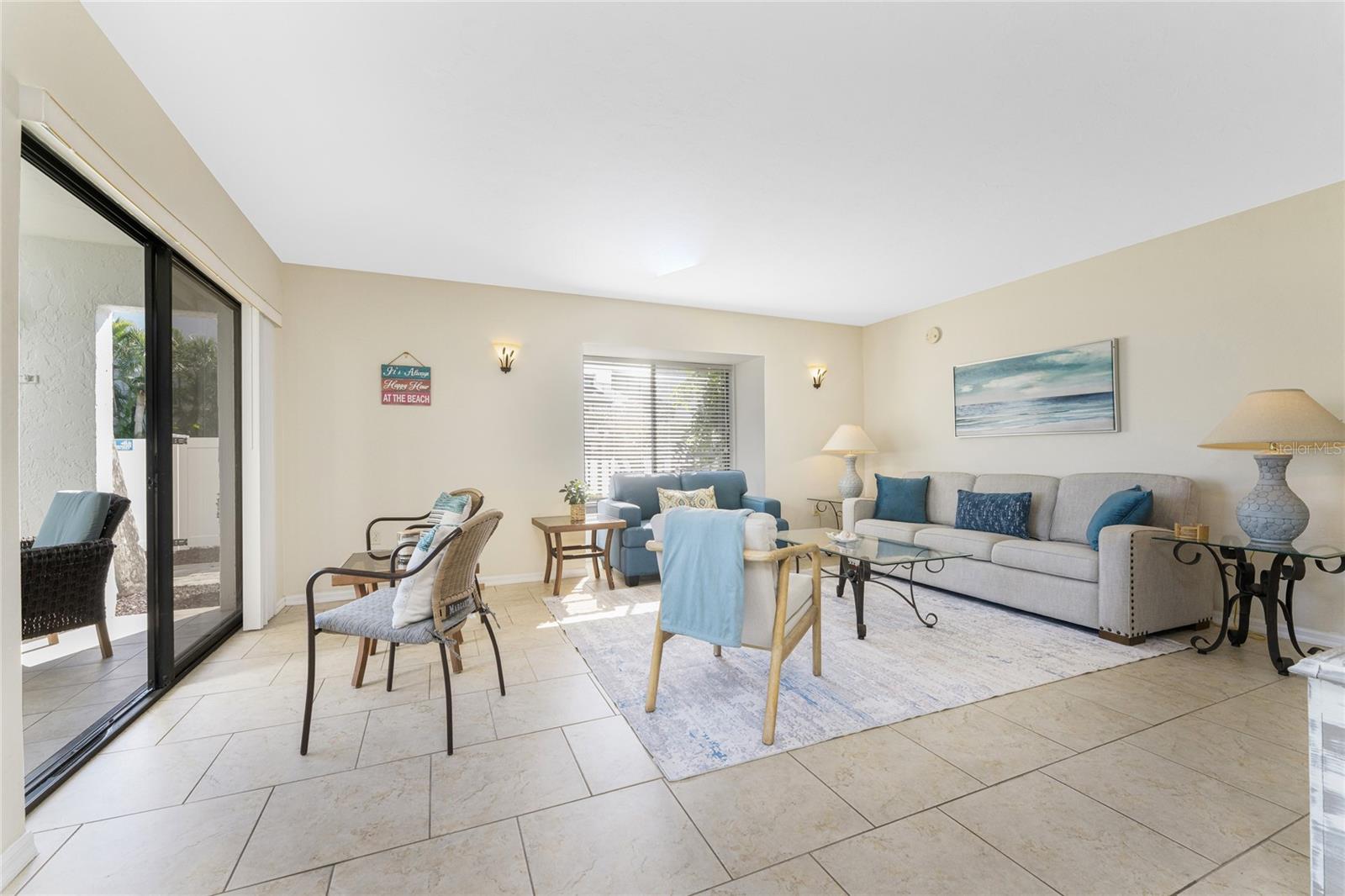 Image 13 of 52 For 2955 Beach Road A415