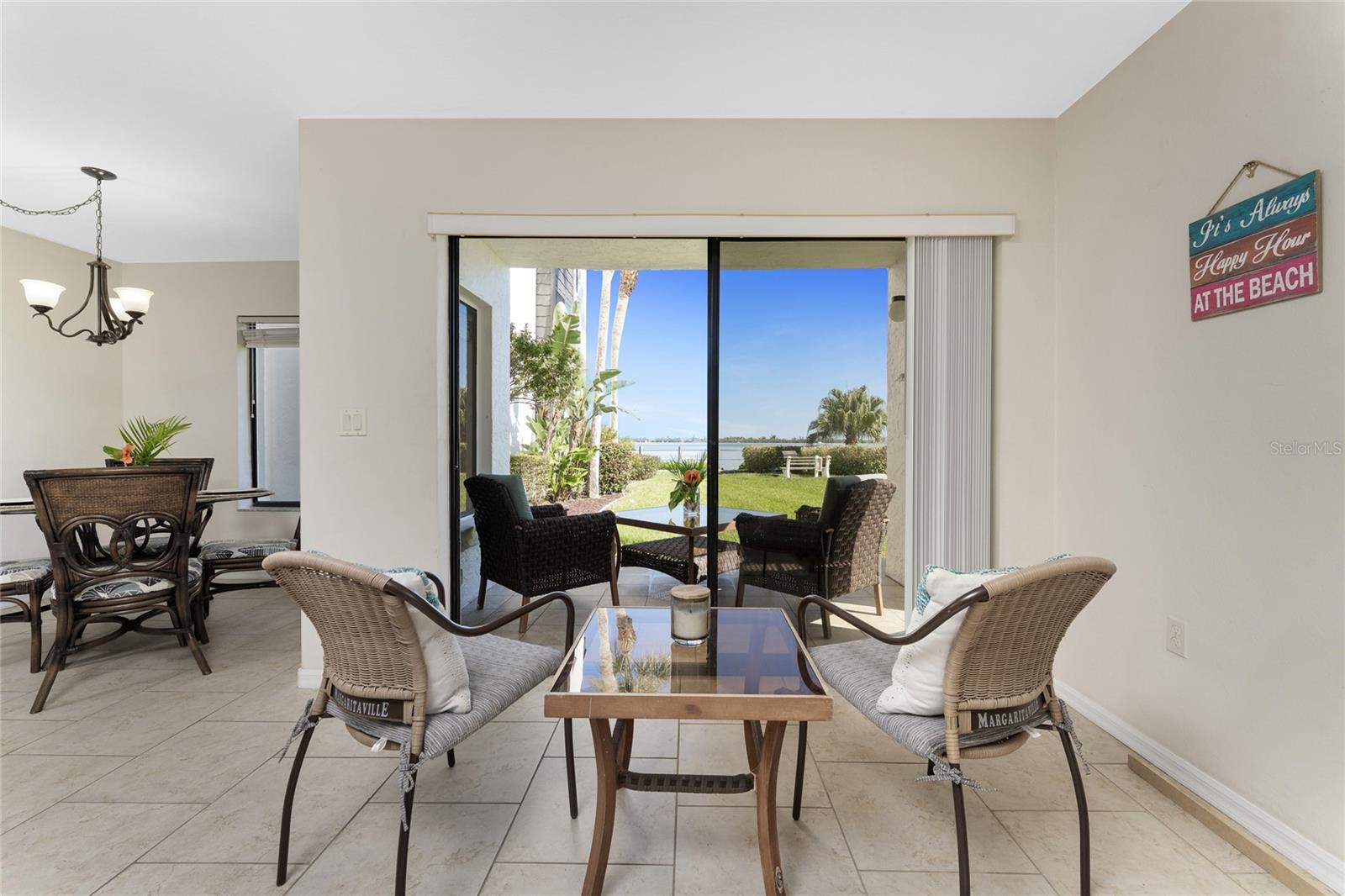 Image 17 of 52 For 2955 Beach Road A415