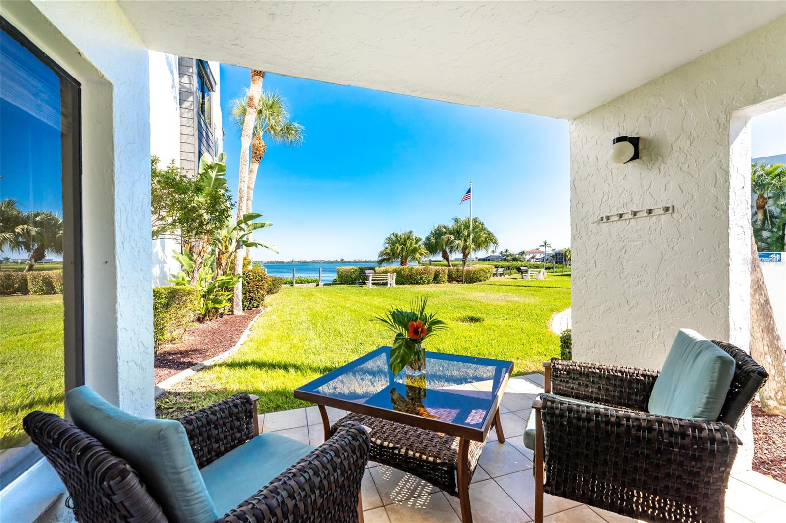 Image 36 of 52 For 2955 Beach Road A415