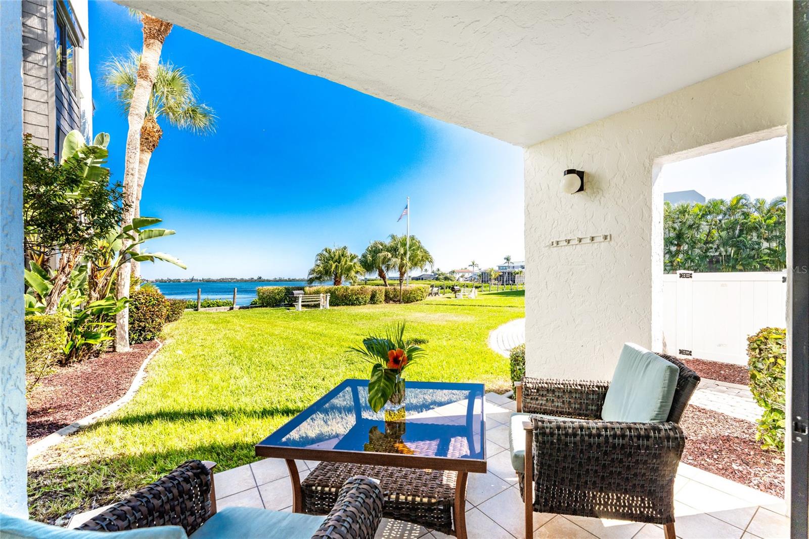 Image 37 of 52 For 2955 Beach Road A415