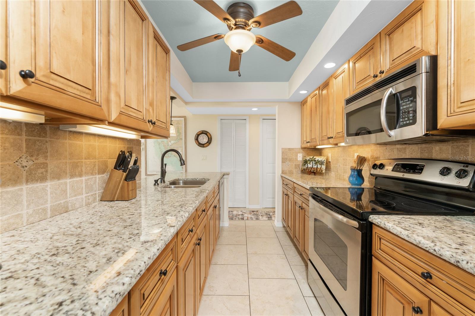 Image 9 of 52 For 2955 Beach Road A415