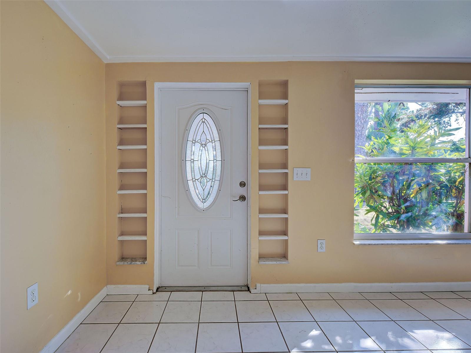 Image 11 of 52 For 5984 Diana Road