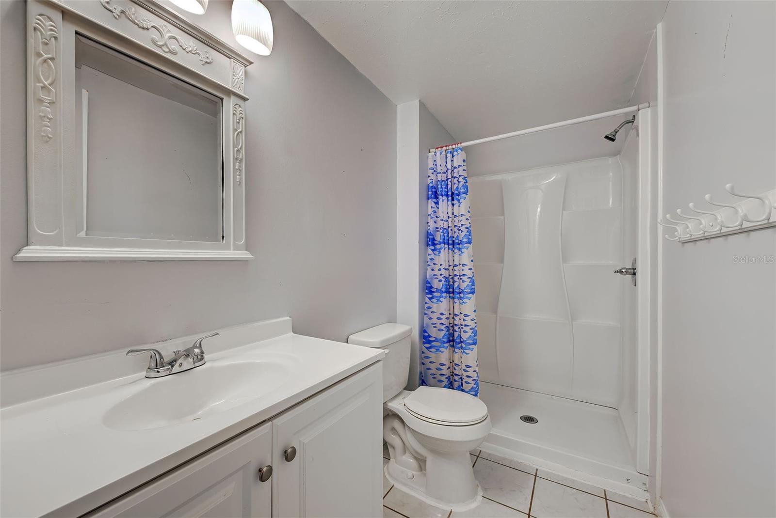 Image 37 of 52 For 5984 Diana Road