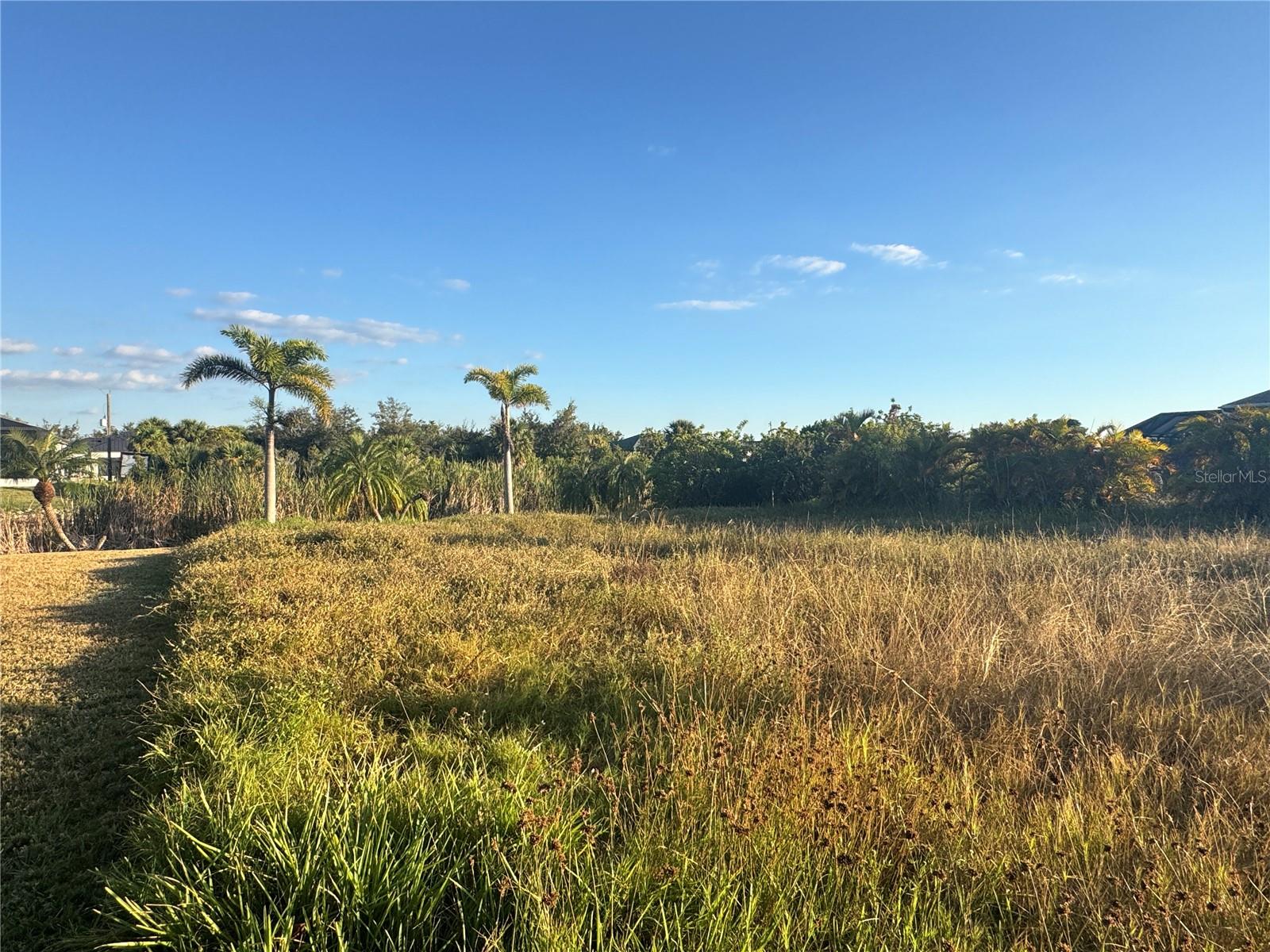 Image 3 of 8 For 9378 Melody Circle