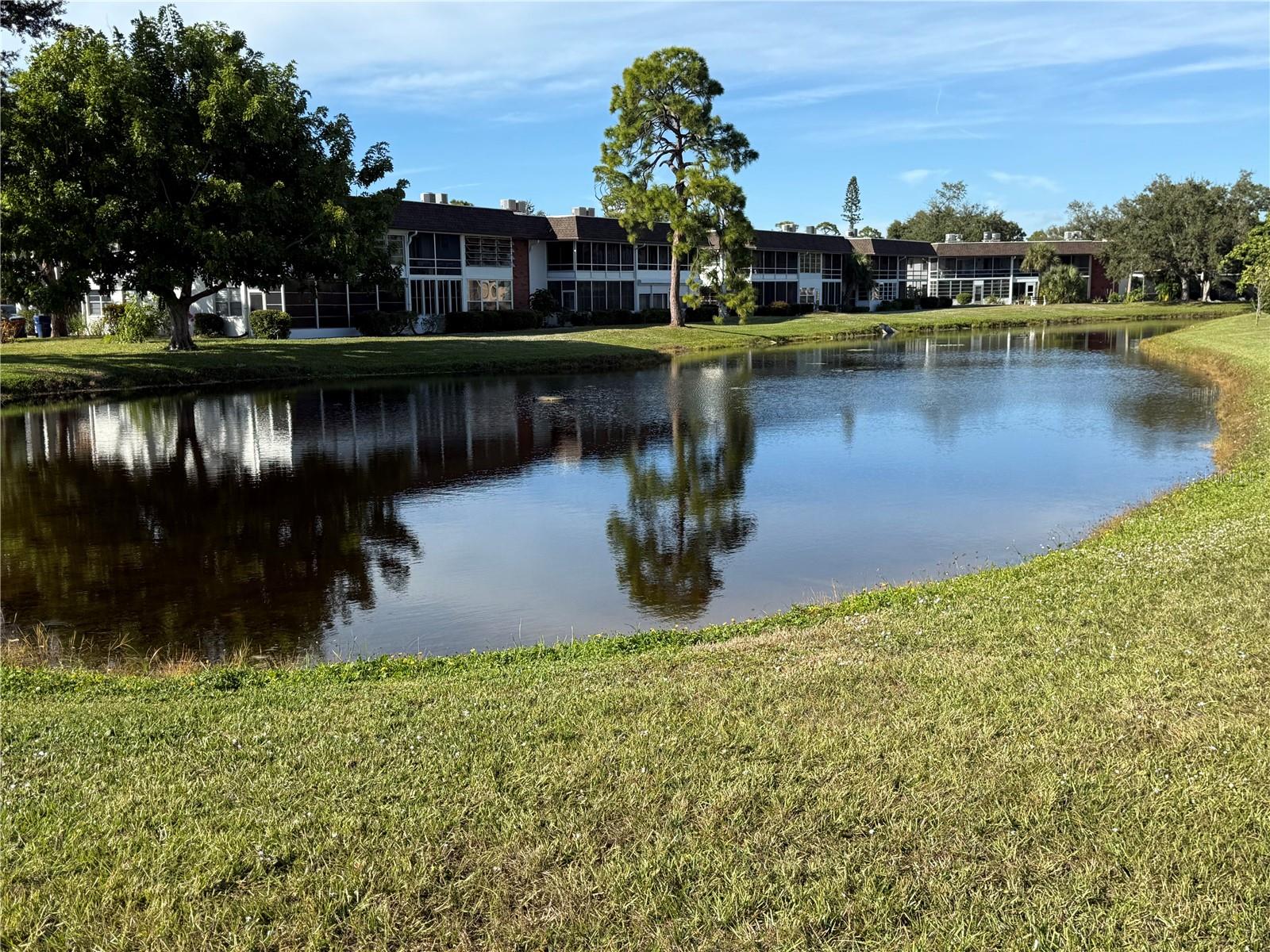 Image 18 of 21 For 12 Quails Run Boulevard 7