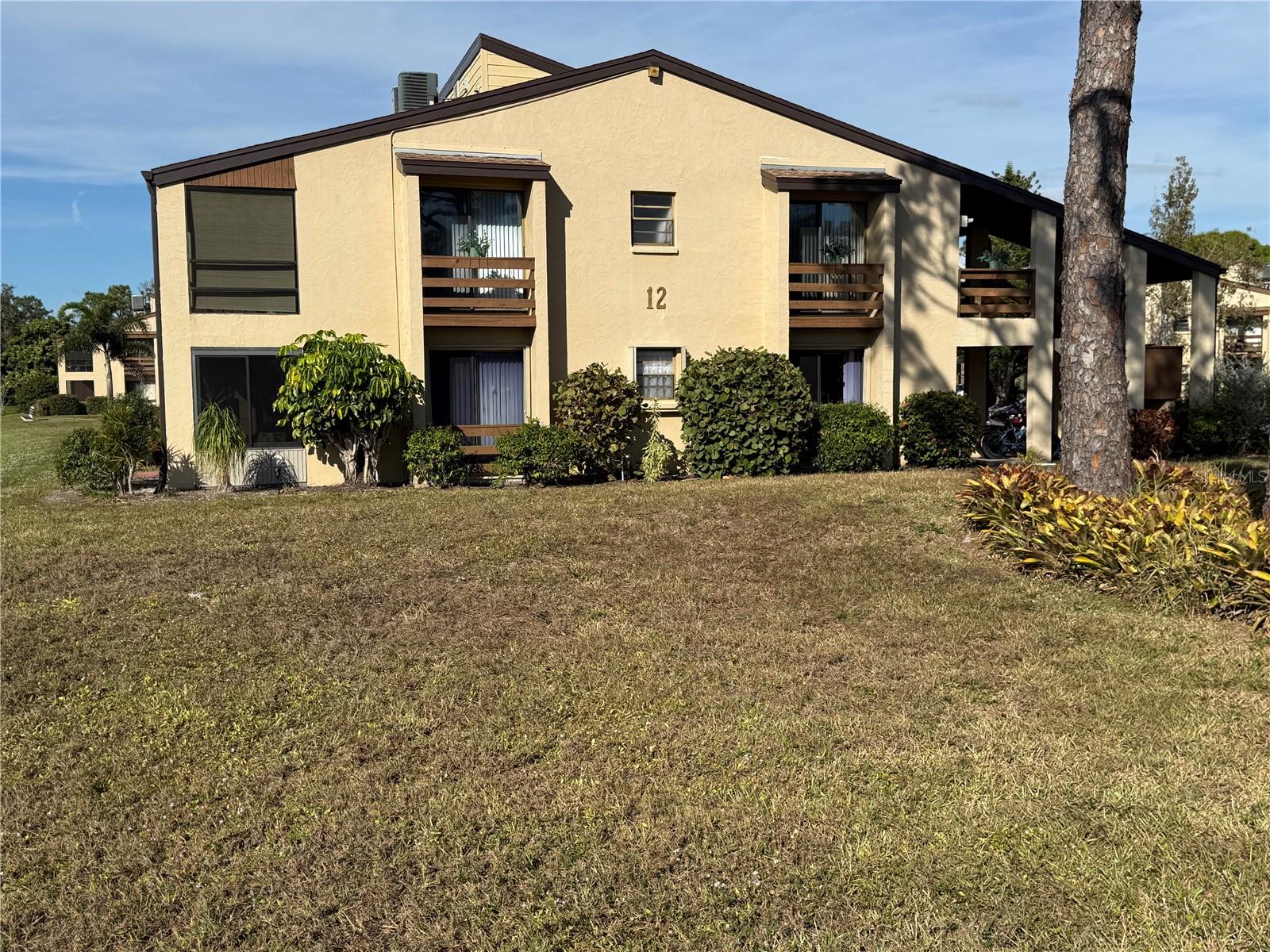 Image 20 of 21 For 12 Quails Run Boulevard 7