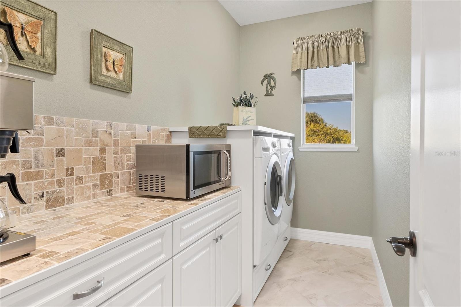 Image 23 of 62 For 8058 Santa Cruz Drive