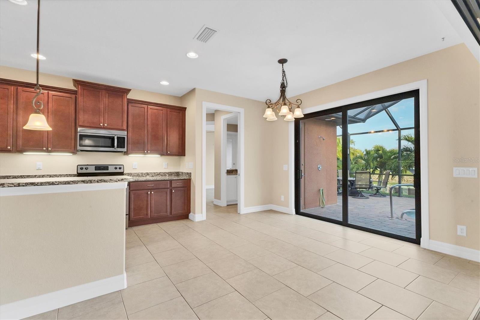 Image 9 of 64 For 9244 Hialeah Terrace