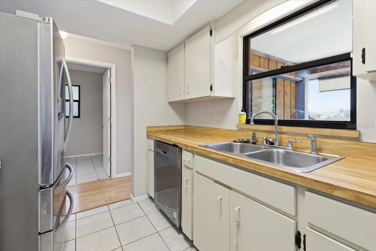 Image 10 of 26 For 7047 Halifax Street