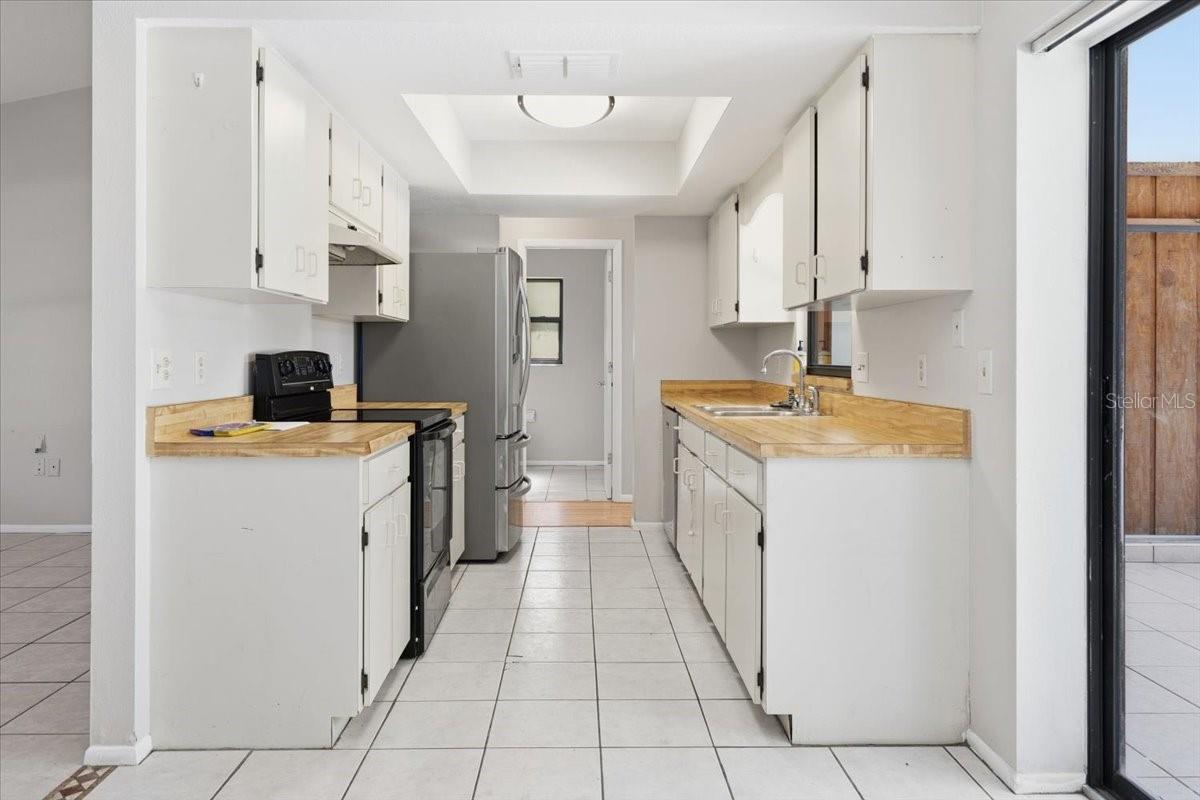 Image 6 of 26 For 7047 Halifax Street