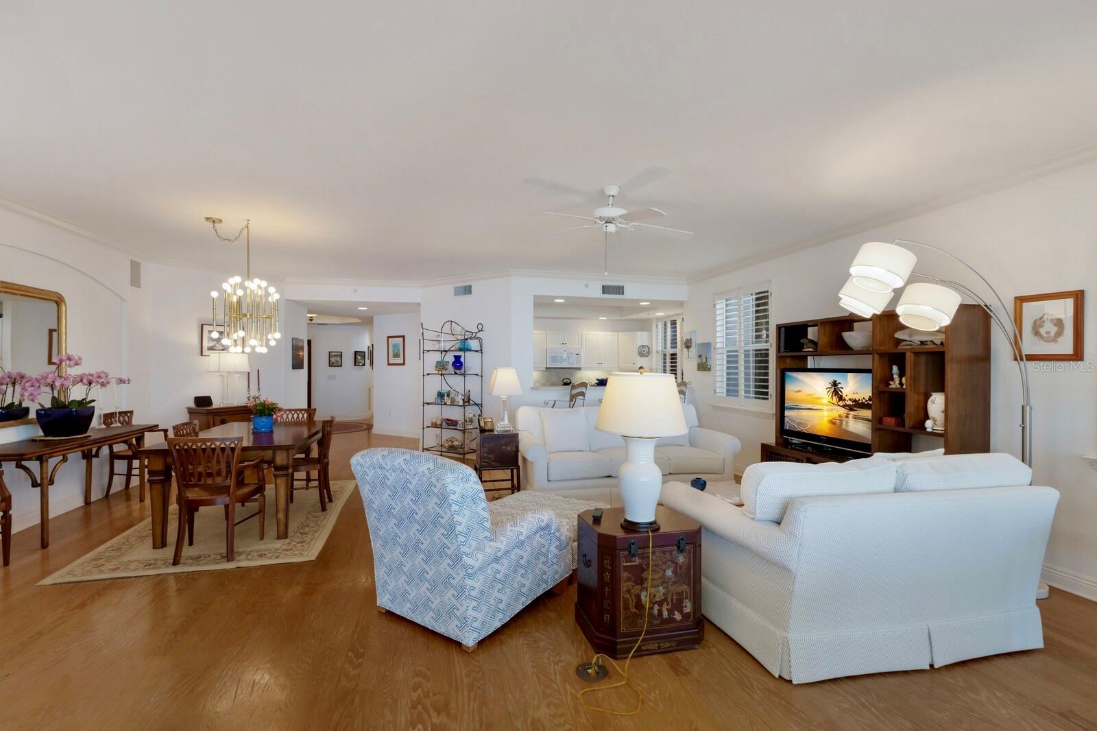 Image 15 of 79 For 831 Harborshore Drive 1