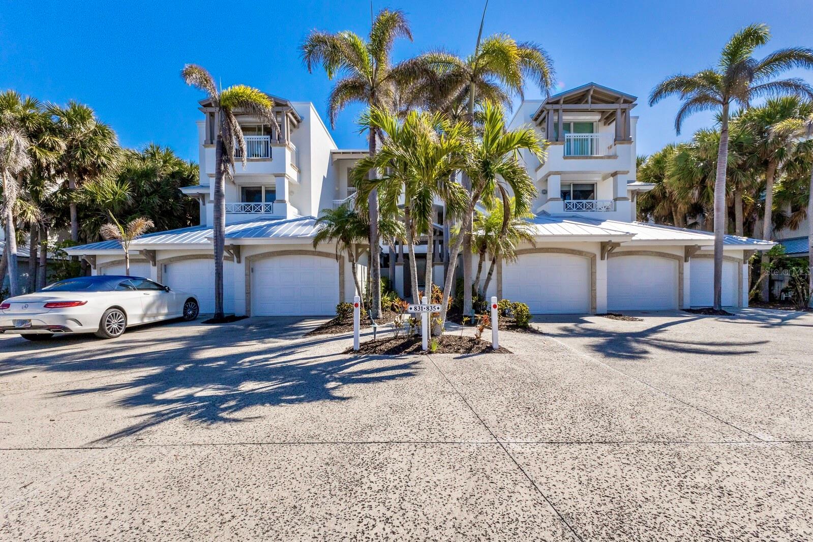 Image 2 of 79 For 831 Harborshore Drive 1