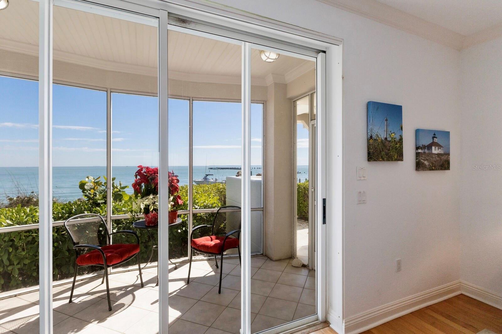 Image 23 of 79 For 831 Harborshore Drive 1