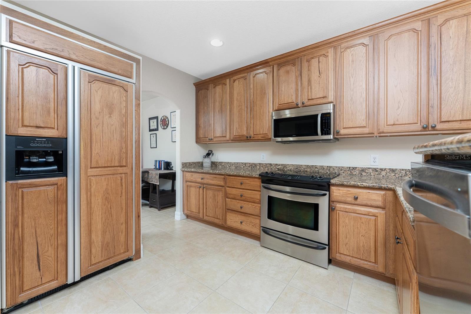 Image 19 of 58 For 352 Boundary Boulevard 352l