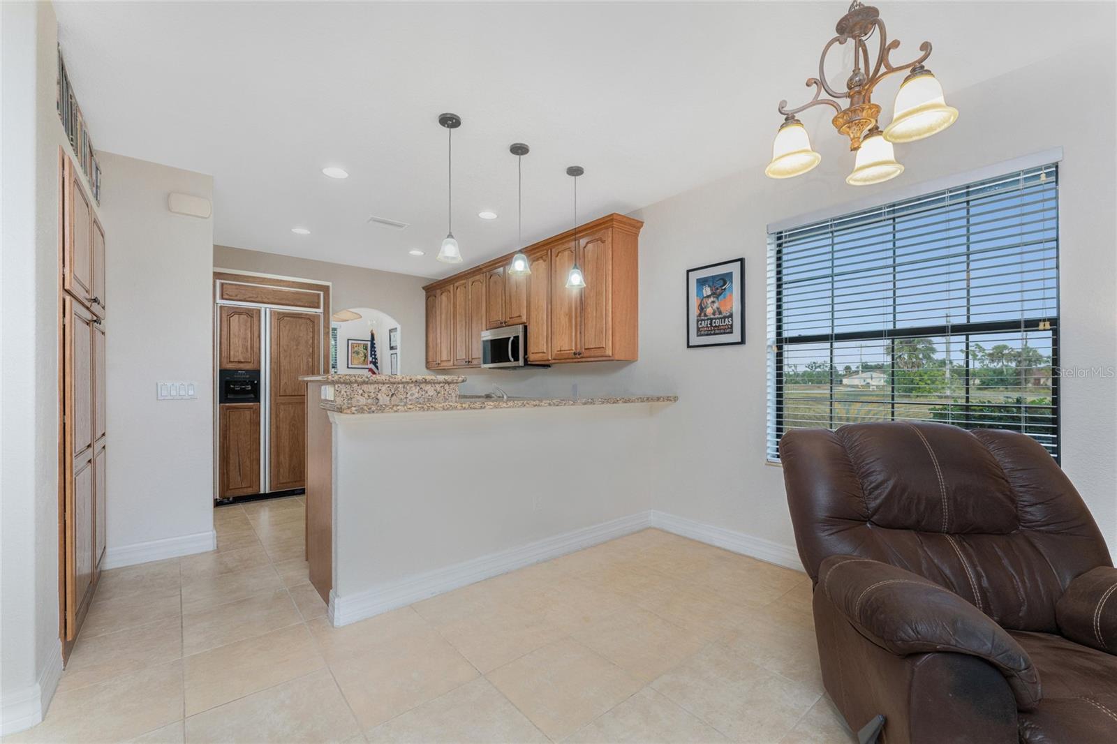 Image 22 of 58 For 352 Boundary Boulevard 352l