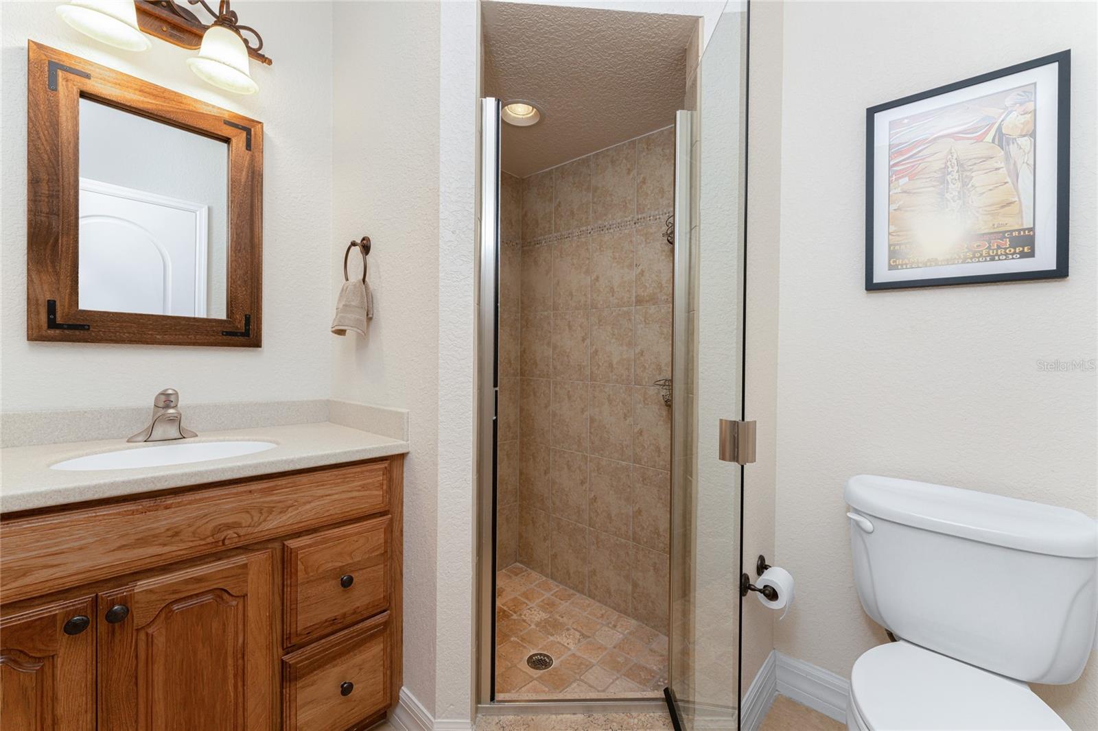 Image 36 of 58 For 352 Boundary Boulevard 352l