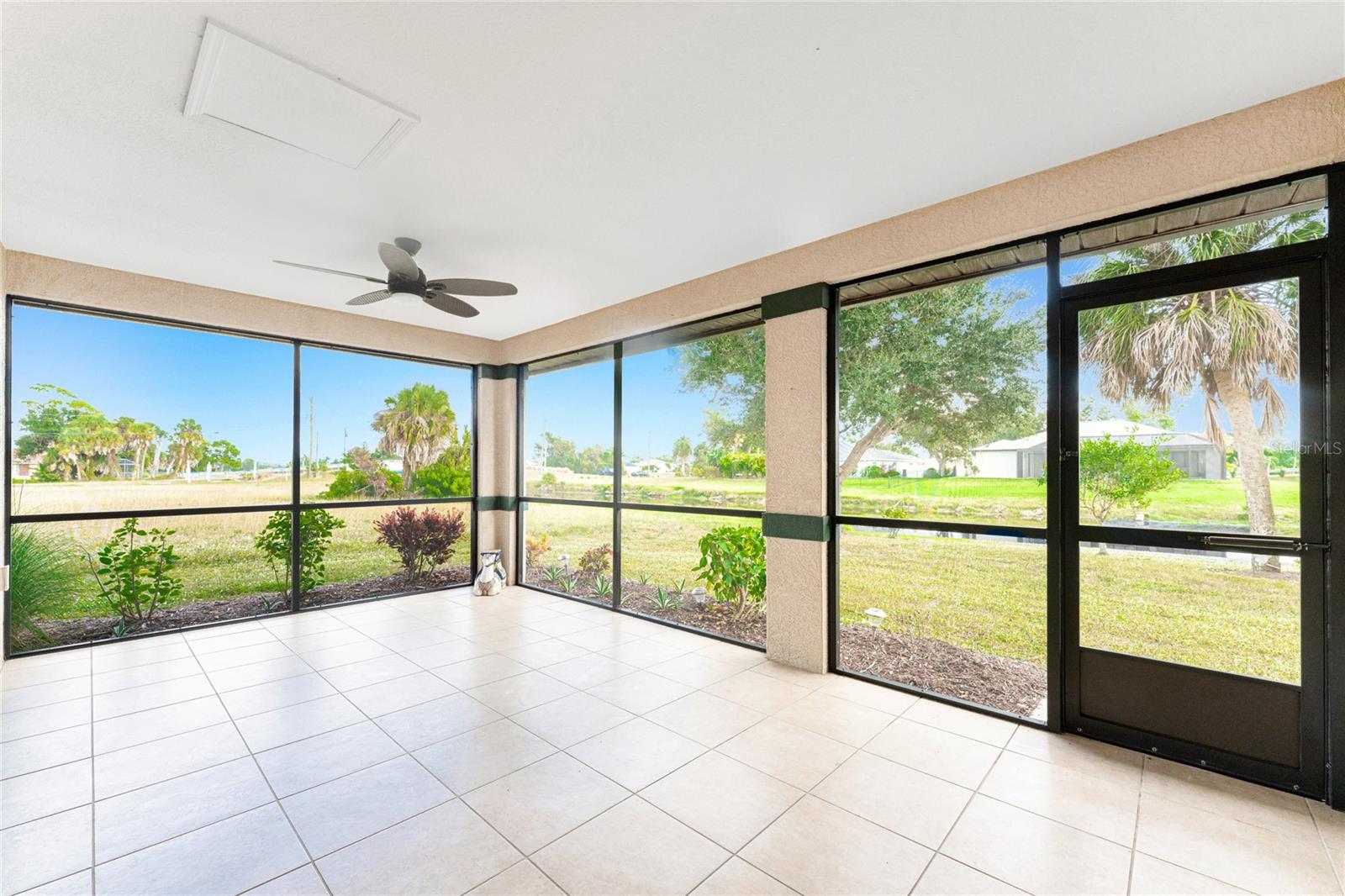 Image 38 of 58 For 352 Boundary Boulevard 352l