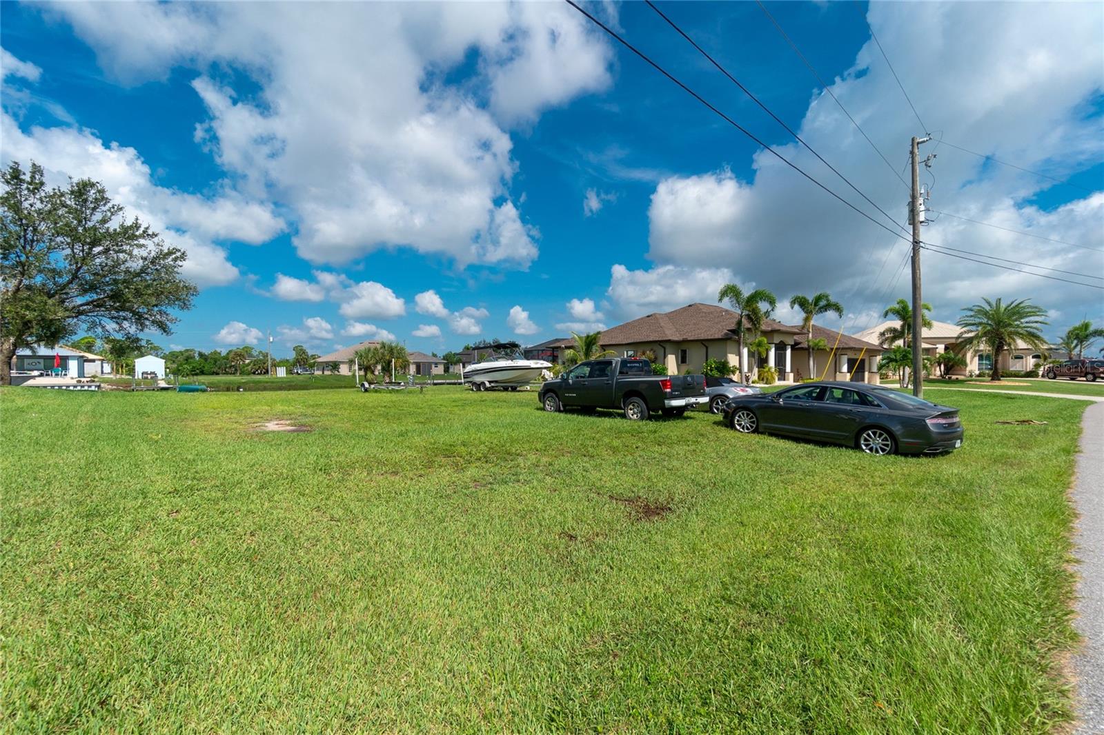 Image 6 of 7 For 15666 Stuart Circle