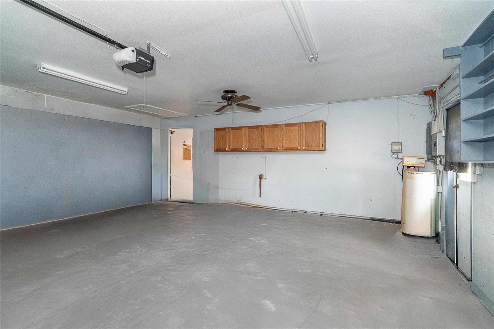 Image 18 of 29 For 514 Tarpon Way