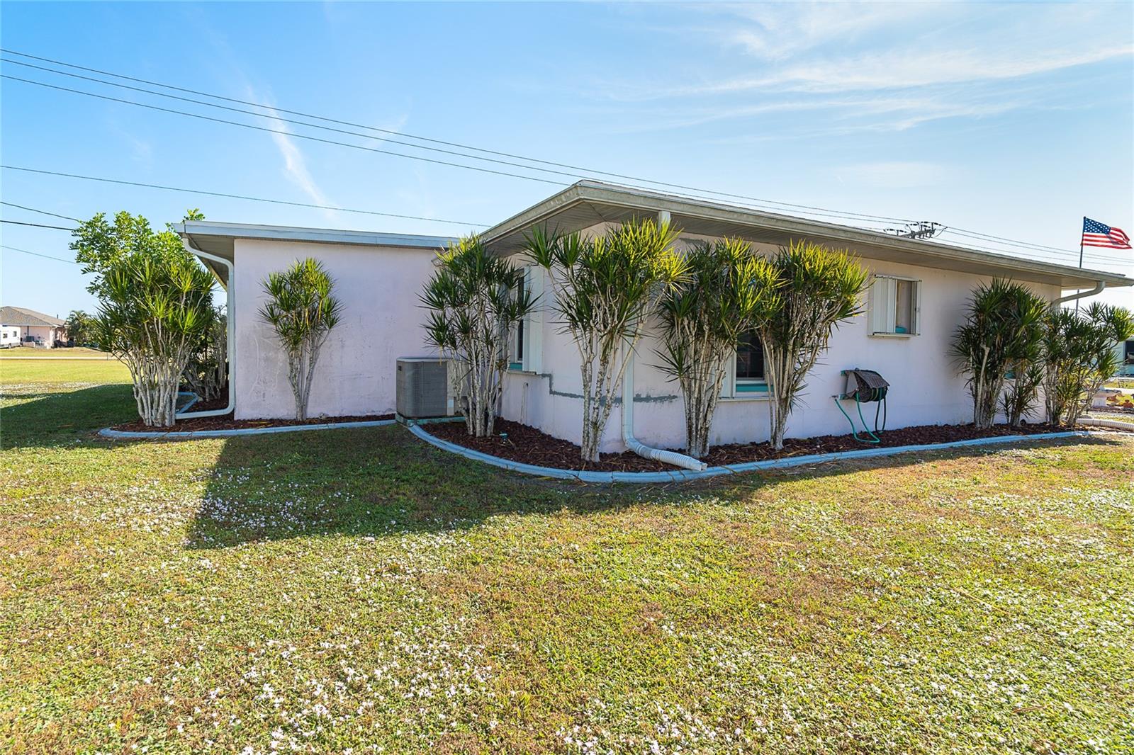 Image 24 of 29 For 514 Tarpon Way