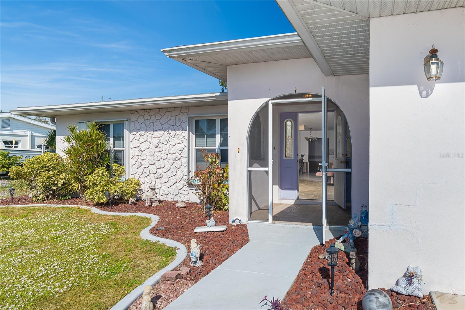 Image 4 of 29 For 514 Tarpon Way