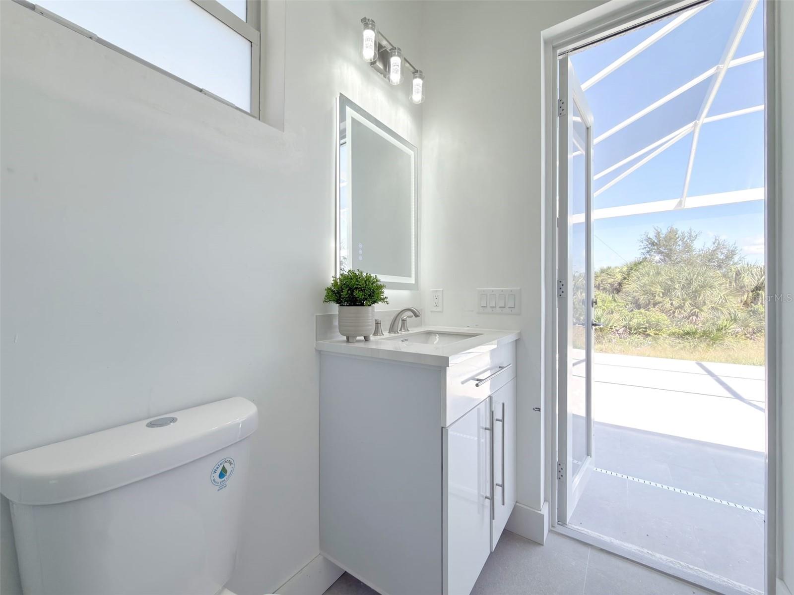 Image 16 of 53 For 14663 Lillian Circle