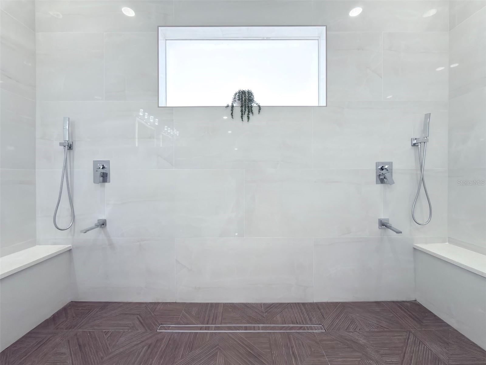 Image 26 of 53 For 14663 Lillian Circle