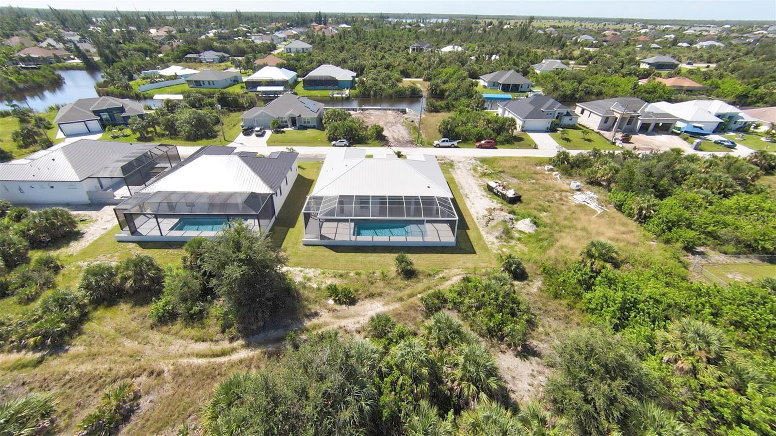 Image 49 of 53 For 14663 Lillian Circle