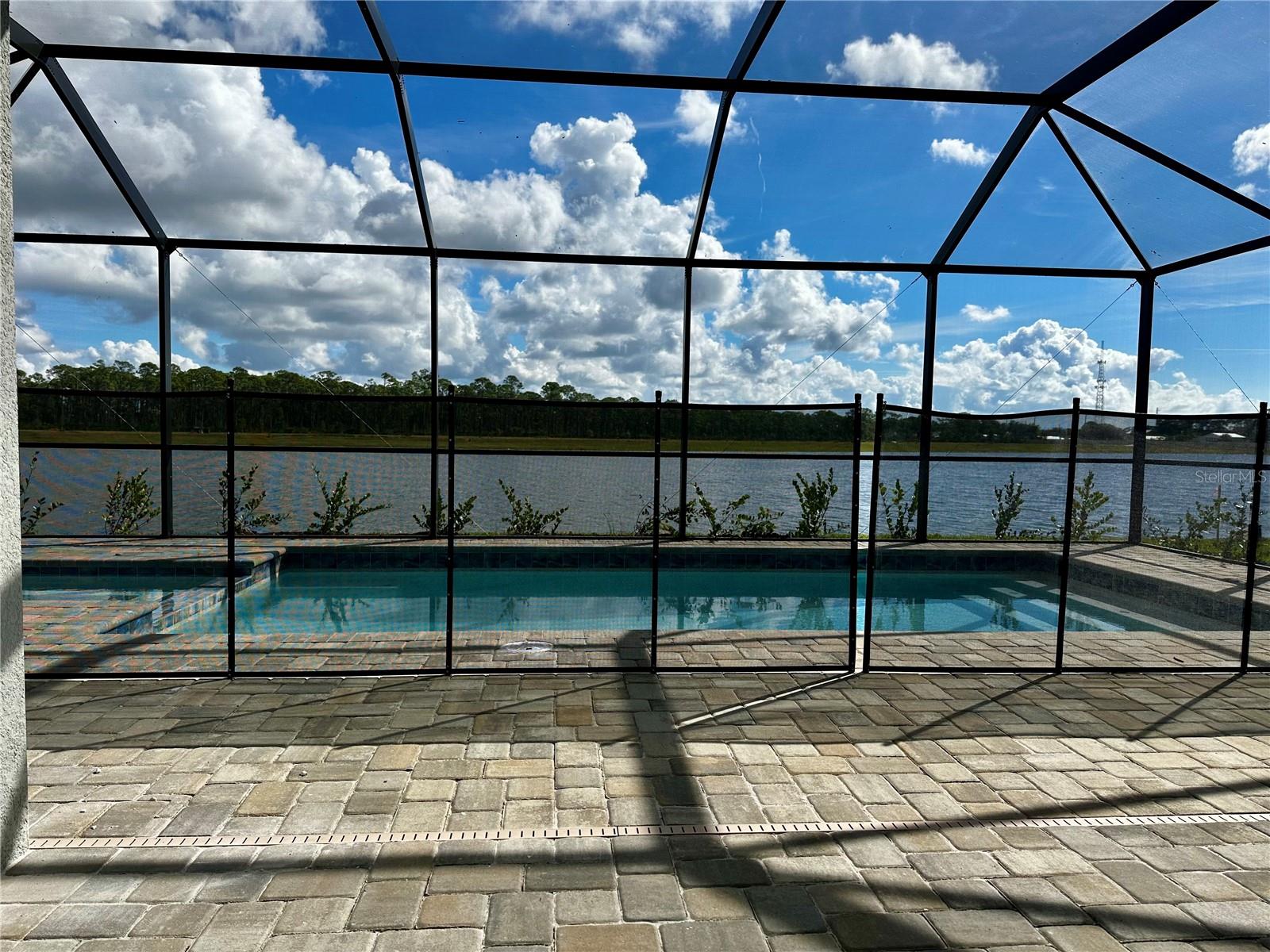 Image 14 of 16 For 8081 Saint Kitts Circle