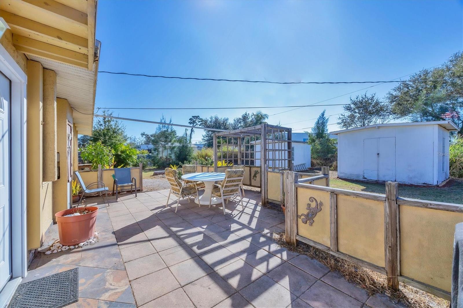 Image 19 of 23 For 831 1st Street