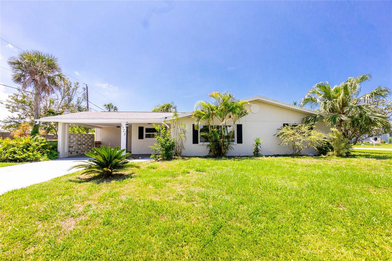 Details for 1725 Blue Bird Lane, ENGLEWOOD, FL 34224