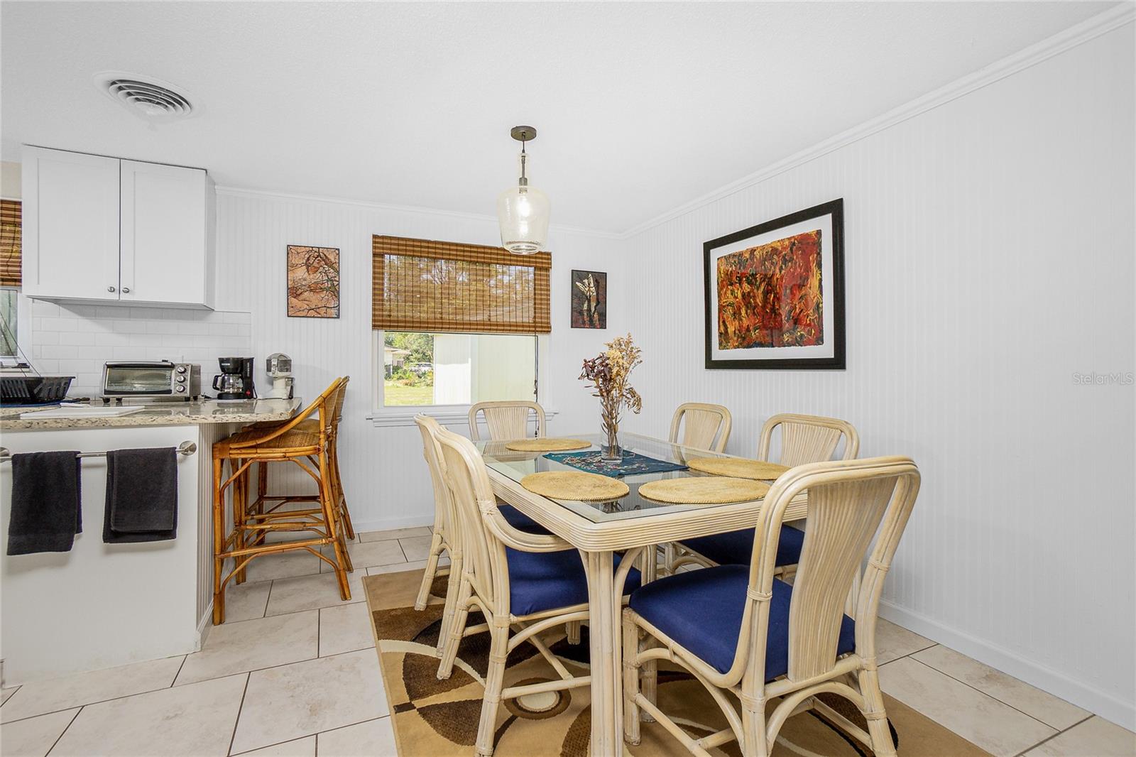 Image 18 of 38 For 1725 Blue Bird Lane